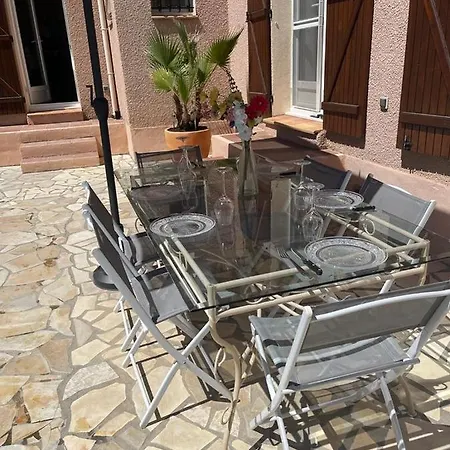 Avec Piscine A St Marie La فيلة سانت ماري لا مير