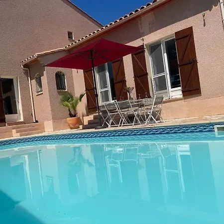 Avec Piscine A St Marie La Villa