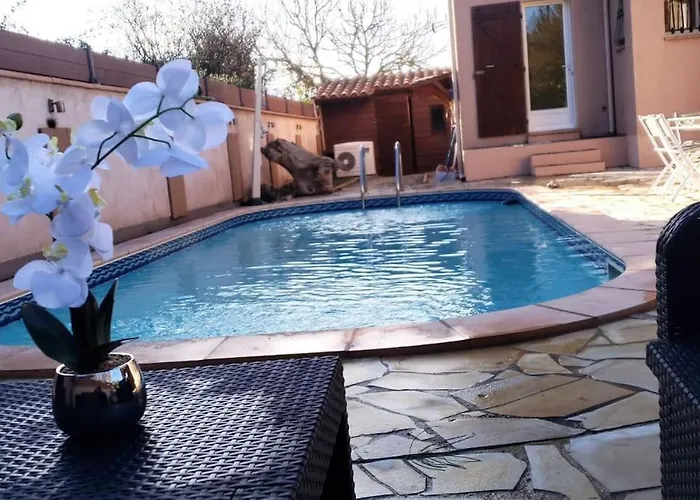 Avec Piscine A St Marie La